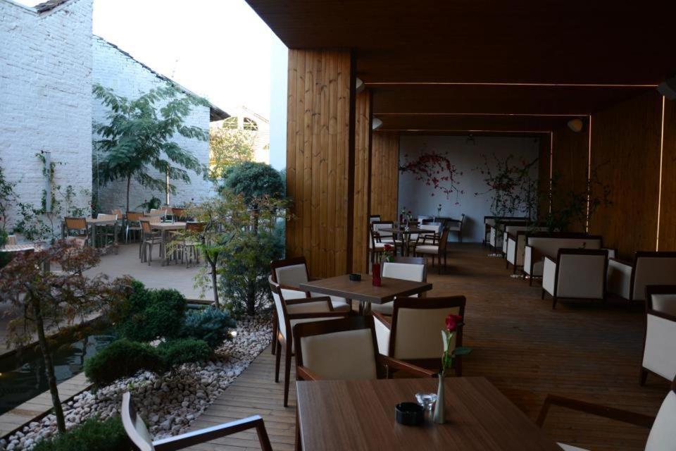 Zenti Plaza Hotel Drobeta Turnu Severin Exterior foto